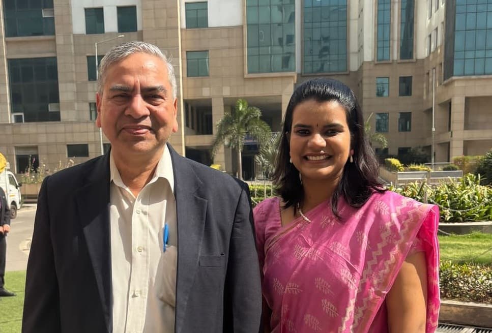 Dr. Aishwarya with her mentor – Professor.Dr.Sunesh (AIIMS- New Delhi).